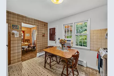 794 Brookridge Drive, Valley Cottage, NY 10989 - Photo 10