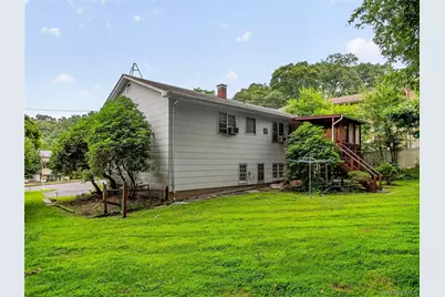 794 Brookridge Drive, Valley Cottage, NY 10989 - Photo 32