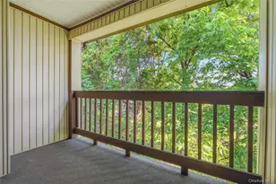 267 Village Ct, Kingston, NY 12401 - Photo 6