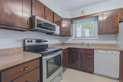 267 Village Court, Kingston, NY 12401 - Photo 10