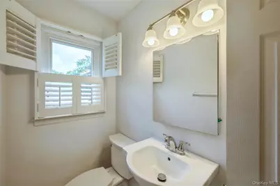 35 Sherman Street, Huntington, NY 11743 - Photo 12
