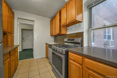 67-66 108th Street #C61, Forest Hills, NY 11375 - Photo 6