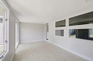 56 Summer Ln, Hicksville, NY 11801 - Photo 20