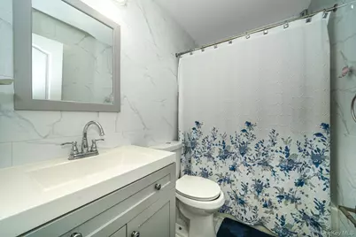253-07 Memphis Avenue, Rosedale, NY 11422 - Photo 20