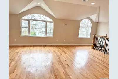253-07 Memphis Avenue, Rosedale, NY 11422 - Photo 6