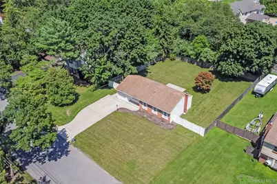 93 Raynor Road, Ridge, NY 11961 - Photo 30