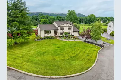 23 Buckingham Place, Washingtonville, NY 10992 - Photo 1