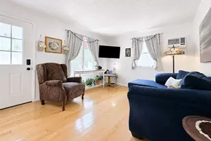 11 Cooke Ave, Holtsville, NY 11742 - Photo 10