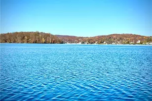 174 E Lake Blvd, Mahopac, NY 10541 - Photo 2