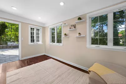 6 Brookbridge Road, Great Neck, NY 11021 - Photo 14
