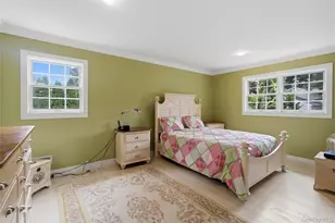 50 Flamingo Rd, Roslyn, NY 11576 - Photo 28