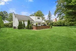 50 Flamingo Rd, Roslyn, NY 11576 - Photo 42