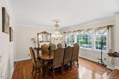 50 Flamingo Road, Roslyn, NY 11576 - Photo 12