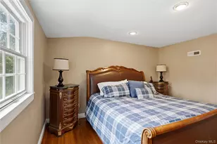 50 Flamingo Rd, Roslyn, NY 11576 - Photo 24