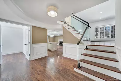 20 Sagamore Way S, Jericho, NY 11753 - Photo 8