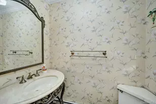 20 Sagamore Way S, Jericho, NY 11753 - Photo 16
