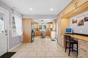 1228 Hyman Ave, Bay Shore, NY 11706 - Photo 12