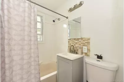80 Norfleet Lane, Coram, NY 11727 - Photo 6