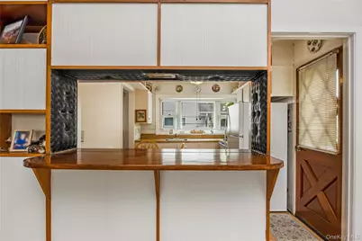 2 Mozart Lane, Bethpage, NY 11714 - Photo 8