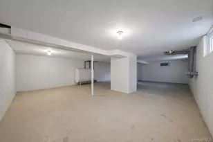948 Walker St, Bellport, NY 11713 - Photo 12
