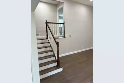 128 W 17th Street, Deer Park, NY 11729 - Photo 4
