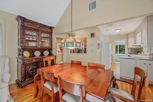 90 Locust Ln, Northport, NY 11768 - Photo 10