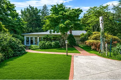 90 Locust Lane, Northport, NY 11768 - Photo 2