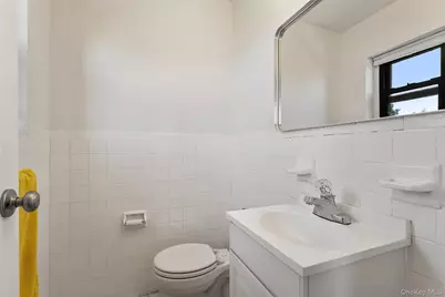 1910 Pelham Parkway S #5C, Bronx, NY 10461 - Photo 18