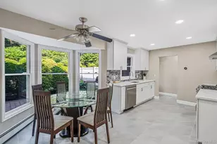 10 Springmeadow Dr, Kings Park, NY 11754 - Photo 16