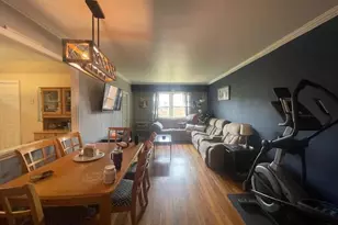 1385 Broadway, Hewlett, NY 11557 - Photo 4