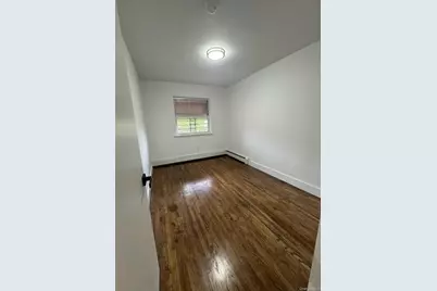 3604 Eastchester Road, Bronx, NY 10469 - Photo 4