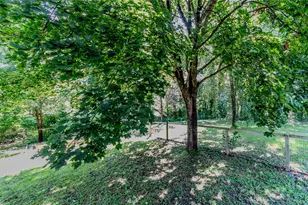 13 Hewlett Rd, Red Hook, NY 12571 - Photo 8