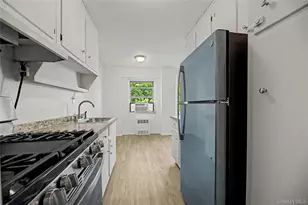 3130 Irwin Ave, Bronx, NY 10463 - Photo 6