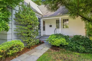 20 Bird Pl, White Plains, NY 10605 - Photo 2