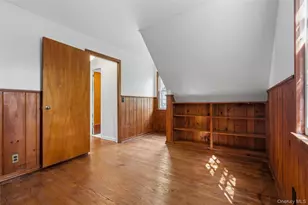 20 Bird Pl, White Plains, NY 10605 - Photo 18