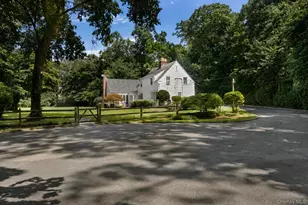 1 Stonegate Ln, Old Brookville, NY 11545 - Photo 2