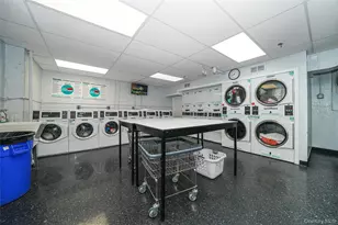 99-60 63rd Rd, Rego Park, NY 11374 - Photo 10