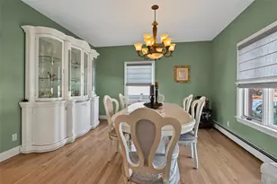 696 Hewlett St, Franklin Square, NY 11010 - Photo 24
