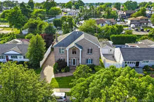 696 Hewlett St, Franklin Square, NY 11010 - Photo 4