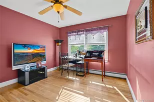 696 Hewlett St, Franklin Square, NY 11010 - Photo 16