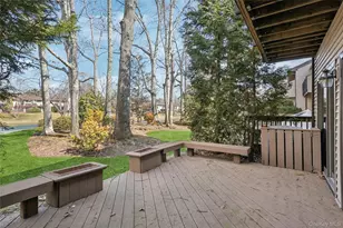 87 Northgate Cir, Melville, NY 11747 - Photo 10