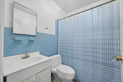 216-21 132nd Avenue, Springfield Gardens, NY 11413 - Photo 18