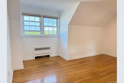 270 Gainsborg Avenue E #2nd Floor, West Harrison, NY 10604 - Photo 4