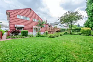 377 Bellmore Rd, East Meadow, NY 11554 - Photo 22