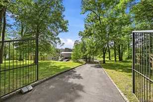 151 Bellvale Lakes Rd, Warwick, NY 10990 - Photo 2