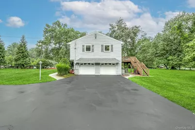9 Blossom Road, Suffern, NY 10901 - Photo 28