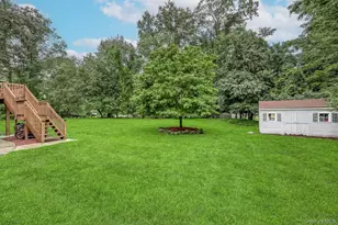 9 Blossom Rd, Suffern, NY 10901 - Photo 24