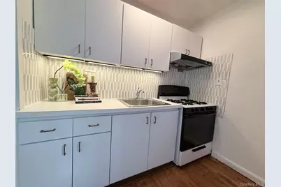 144-44 41st Avenue #5J, Flushing, NY 11355 - Photo 4