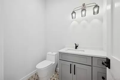 150 Deer Run, Southold, NY 11971 - Photo 8