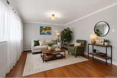 1042 Jefferson Street, Baldwin, NY 11510 - Photo 2